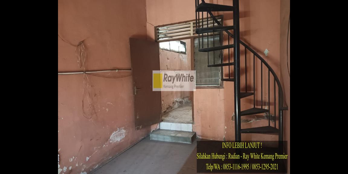 Rumah di Kawasan Pasar Pedok Dijual Rumah di Kawasan Pasar Pedok Dijual