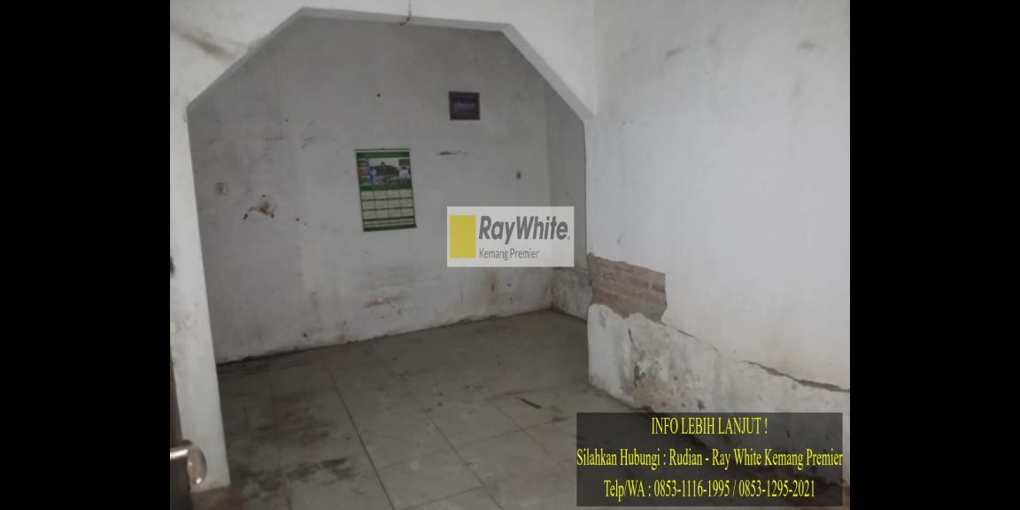 Rumah di Kawasan Pasar Pedok Dijual Rumah di Kawasan Pasar Pedok Dijual