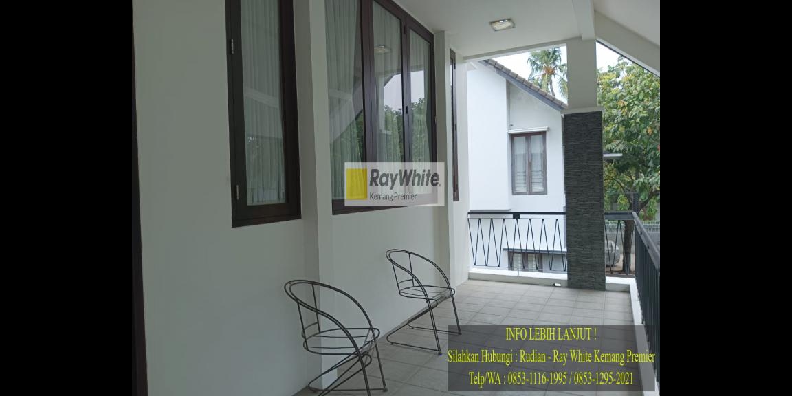 Rumah Cantik di Kota Jakarta Selatan Kawasan Menteng Dalam Rumah Cantik di Kota Jakarta Selatan Kawasan Menteng Dalam