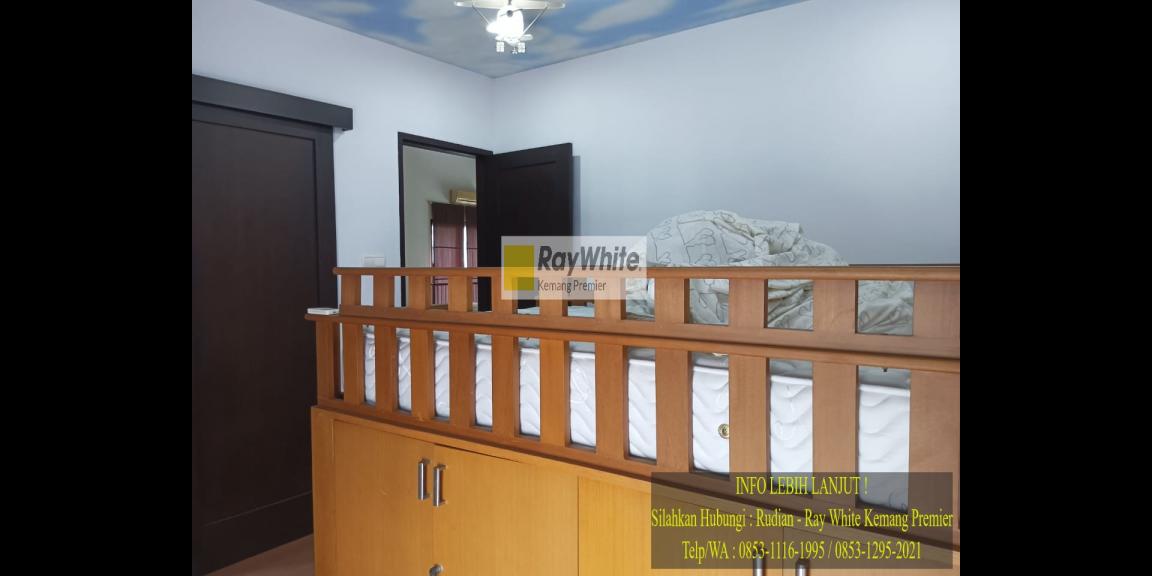 Rumah Cantik di Kota Jakarta Selatan Kawasan Menteng Dalam Rumah Cantik di Kota Jakarta Selatan Kawasan Menteng Dalam