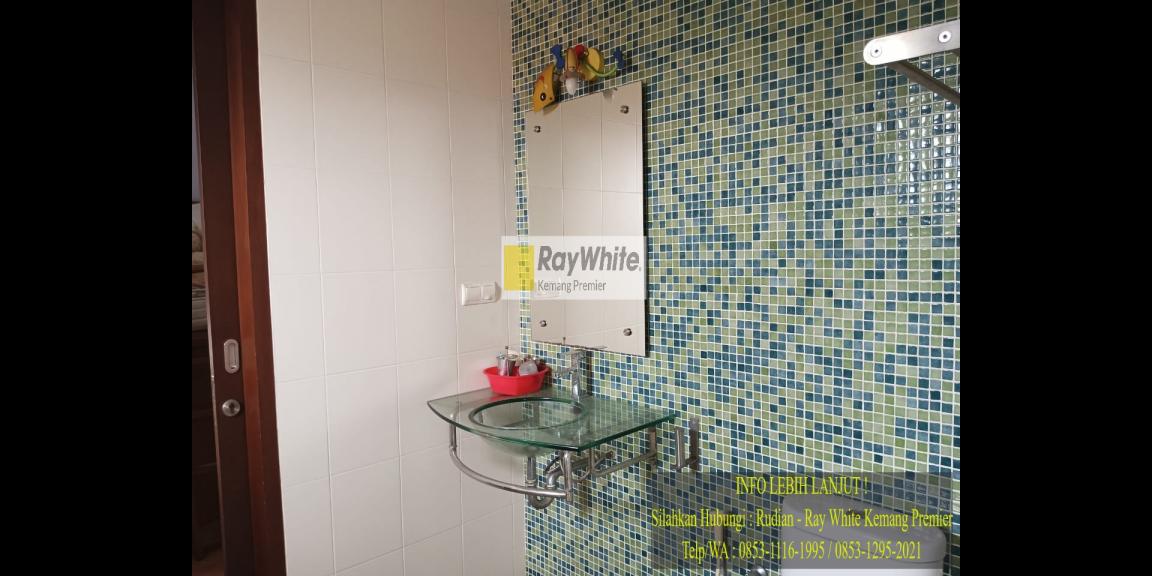 Rumah Cantik di Kota Jakarta Selatan Kawasan Menteng Dalam Rumah Cantik di Kota Jakarta Selatan Kawasan Menteng Dalam