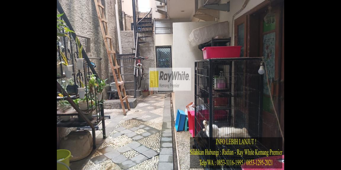 Rumah Dijual Kondisi 9 KT dan 3 KM Kawasan Tebet Barat Rumah Dijual Kondisi 9 KT dan 3 KM Kawasan Tebet Barat