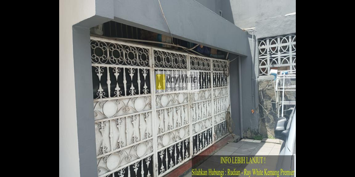 Rumah Cantik 2 Lantai Dijual area Tebet Timur Rumah Cantik 2 Lantai Dijual area Tebet Timur