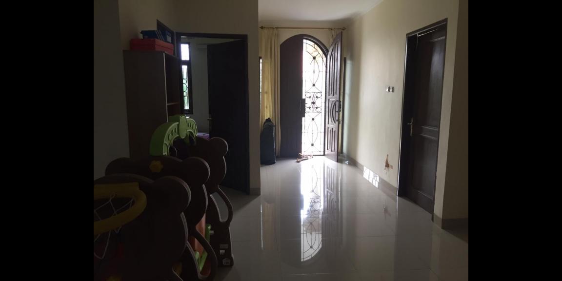 Rumah Nyaman 3 menit dr Tol Karang Tengah Rumah Nyaman 3 menit dr Tol Karang Tengah