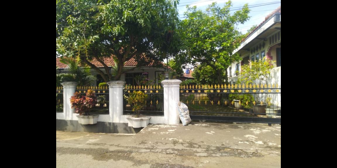 Rumah asri dan Tanah luas full furnish Kuningan Jabar Rumah asri dan Tanah luas full furnish Kuningan Jabar