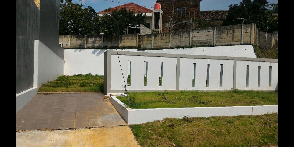 Jual Tanah Kavling siap bangun pagar keliling keamanan 24 jam CCTV ada kelebihan tanah +/- 50m Jual Tanah Kavling siap bangun pagar keliling keamanan 24 jam CCTV ada kelebihan tanah +/- 50m