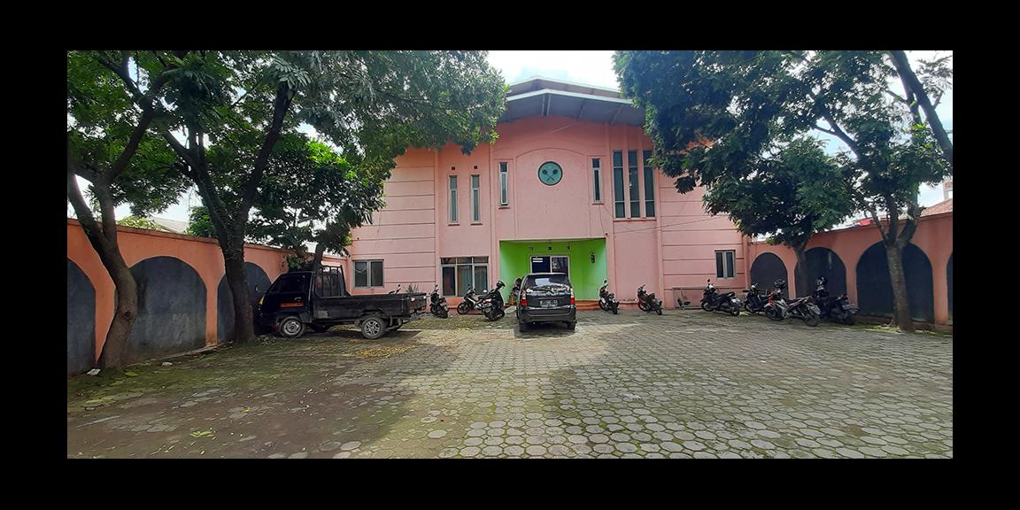 GELANGGANG OLAH RAGA (GOR) BULU TANGKIS GELANGGANG OLAH RAGA (GOR) BULU TANGKIS