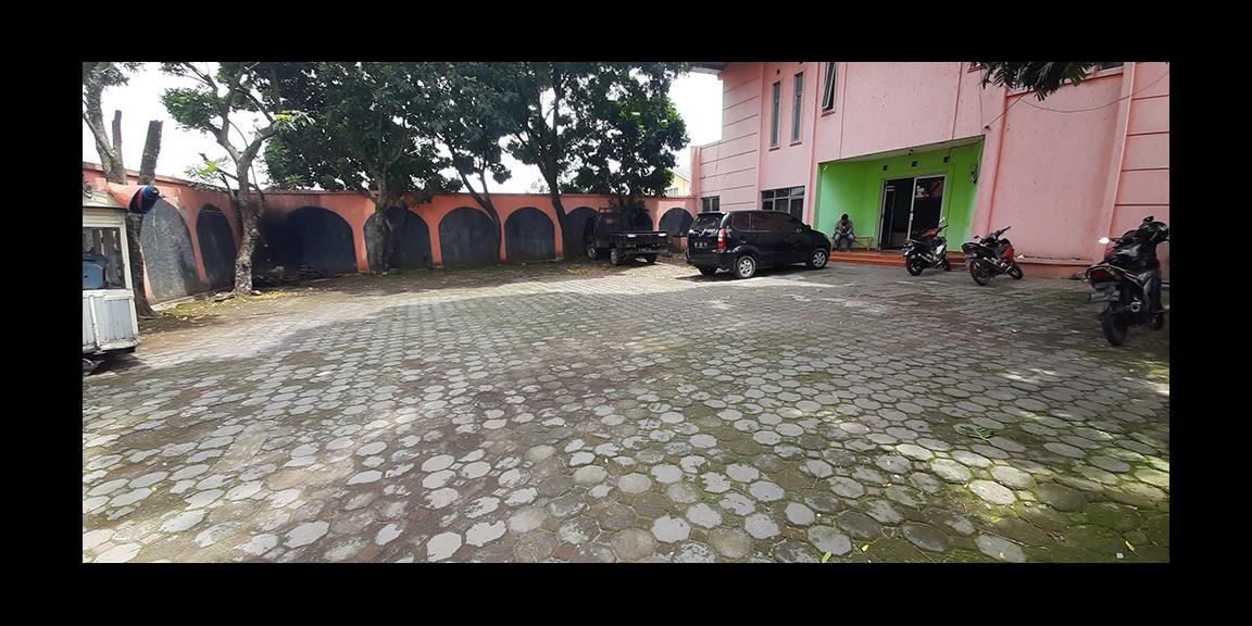 GELANGGANG OLAH RAGA (GOR) BULU TANGKIS GELANGGANG OLAH RAGA (GOR) BULU TANGKIS