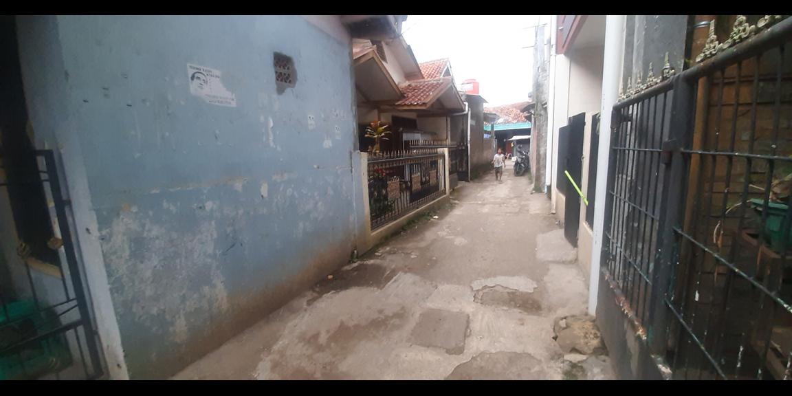 RUMAH DENGAN KONTRAKAN 7 KAMAR DI ANTAPANI KOTA BANDUNG RUMAH DENGAN KONTRAKAN 7 KAMAR DI ANTAPANI KOTA BANDUNG