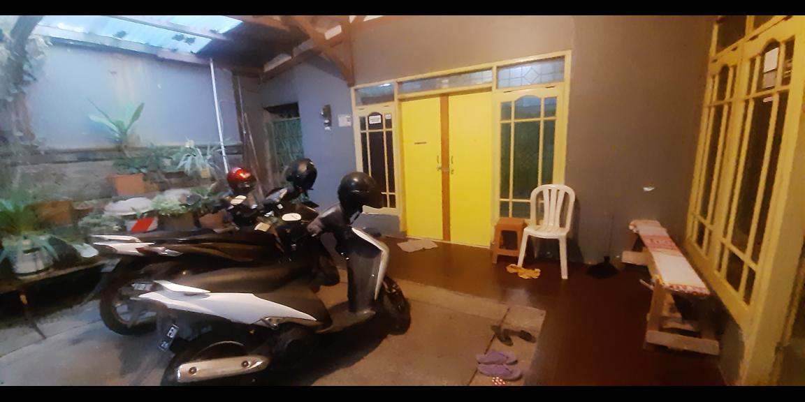 RUMAH DENGAN KONTRAKAN 7 KAMAR DI ANTAPANI KOTA BANDUNG RUMAH DENGAN KONTRAKAN 7 KAMAR DI ANTAPANI KOTA BANDUNG