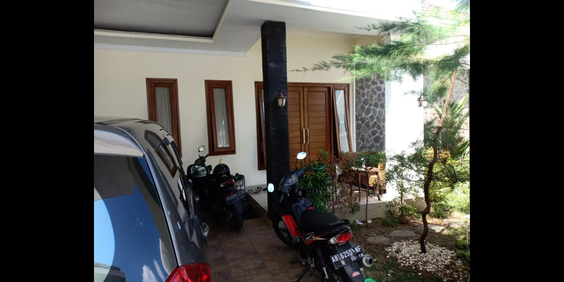 Rumah BERKELAS di Jogja Barat Dekat Kampus PGRI Yogyakarta Rumah BERKELAS di Jogja Barat Dekat Kampus PGRI Yogyakarta