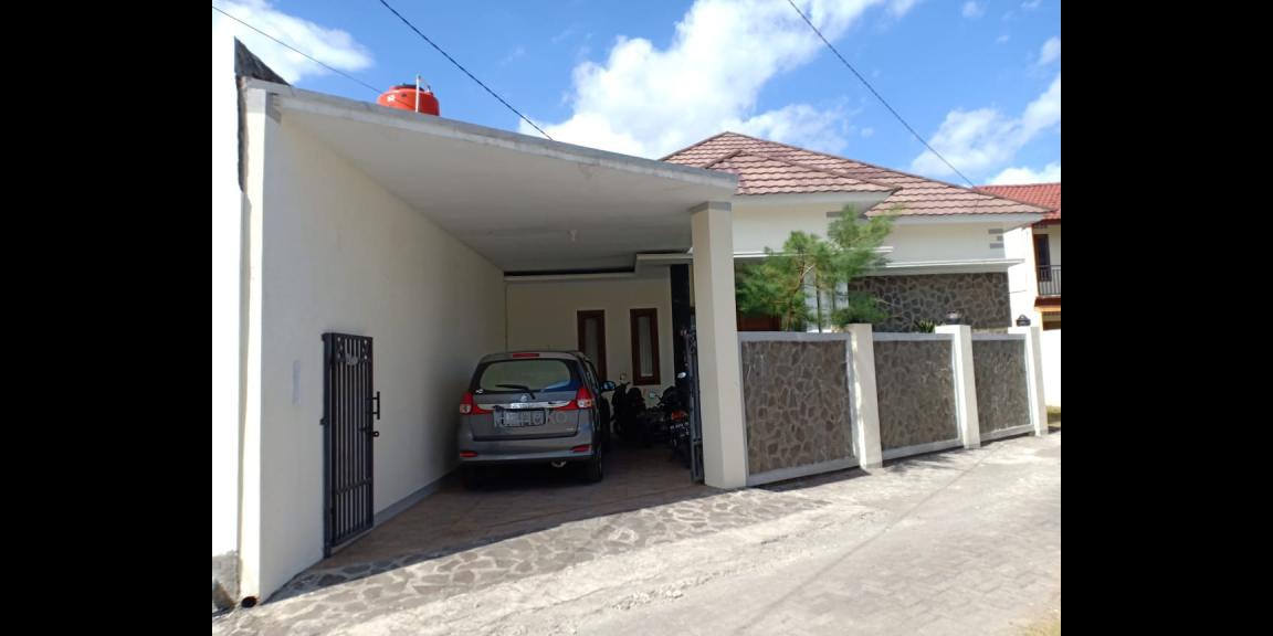 Rumah BERKELAS di Jogja Barat Dekat Kampus PGRI Yogyakarta Rumah BERKELAS di Jogja Barat Dekat Kampus PGRI Yogyakarta