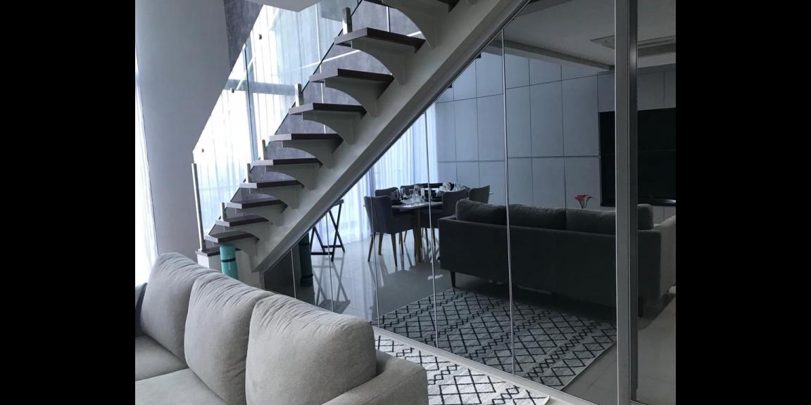 DISEWAKAN APARTEMEN SOHO SKYLOFT CIPUTRA WORLD DISEWAKAN APARTEMEN SOHO SKYLOFT CIPUTRA WORLD