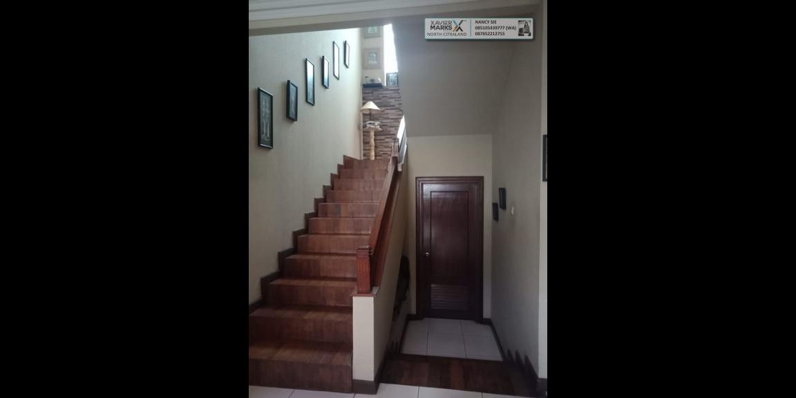 RUMAH DISEWAKAN @ Graha Famili Surabaya - Terawat dan Siap Huni. RUMAH DISEWAKAN @ Graha Famili Surabaya - Terawat dan Siap Huni.