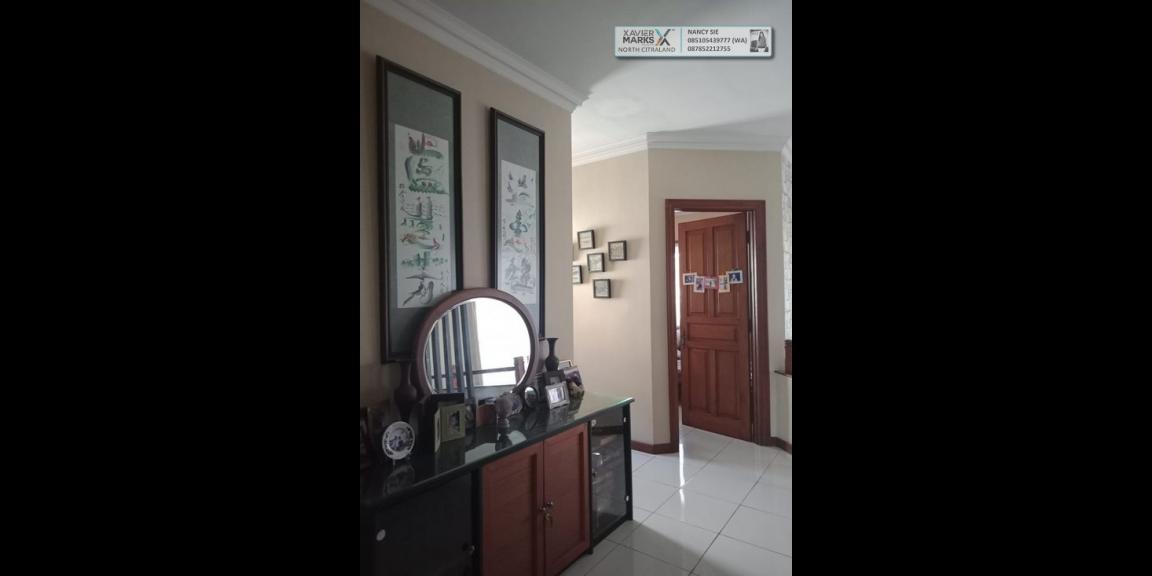 RUMAH DISEWAKAN @ Graha Famili Surabaya - Terawat dan Siap Huni. RUMAH DISEWAKAN @ Graha Famili Surabaya - Terawat dan Siap Huni.