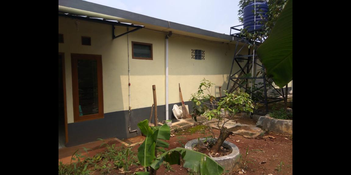 Rumanh kontrakan 5 pintu Rumanh kontrakan 5 pintu