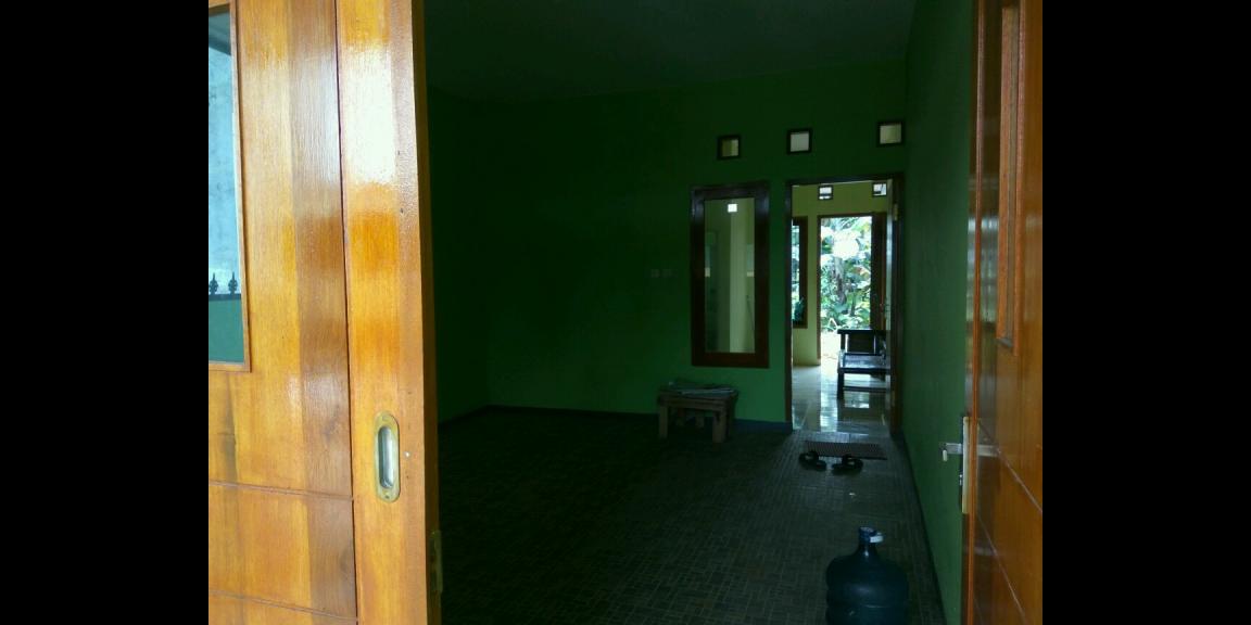 Rumanh kontrakan 5 pintu Rumanh kontrakan 5 pintu