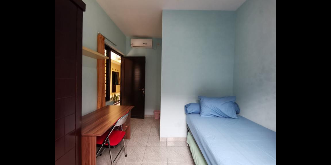 Terima kost harian mingguan dan bulanan unt Putra Pasutri NON AC daerah Cimanggis Depok Terima kost harian mingguan dan bulanan unt Putra Pasutri NON AC daerah Cimanggis Depok