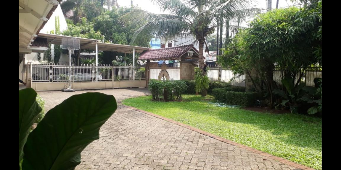 jual rumah luas di bambu apus raya I cipayung jakarta timur jual rumah luas di bambu apus raya I cipayung jakarta timur