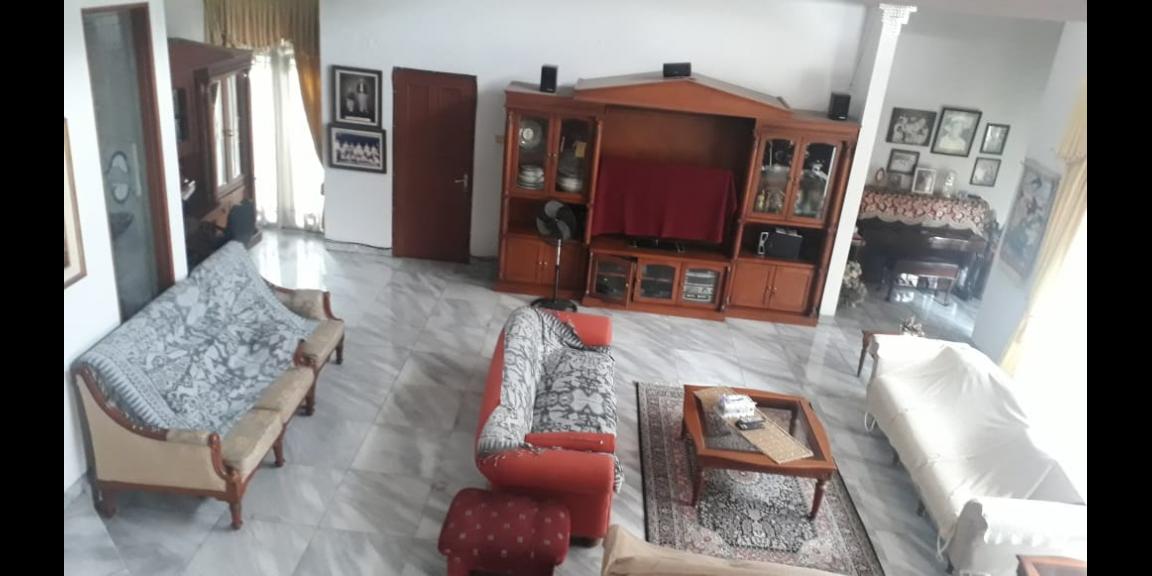 jual rumah luas di bambu apus raya I cipayung jakarta timur jual rumah luas di bambu apus raya I cipayung jakarta timur