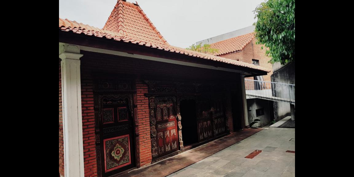 jual rumah luas di bambu apus raya I cipayung jakarta timur jual rumah luas di bambu apus raya I cipayung jakarta timur