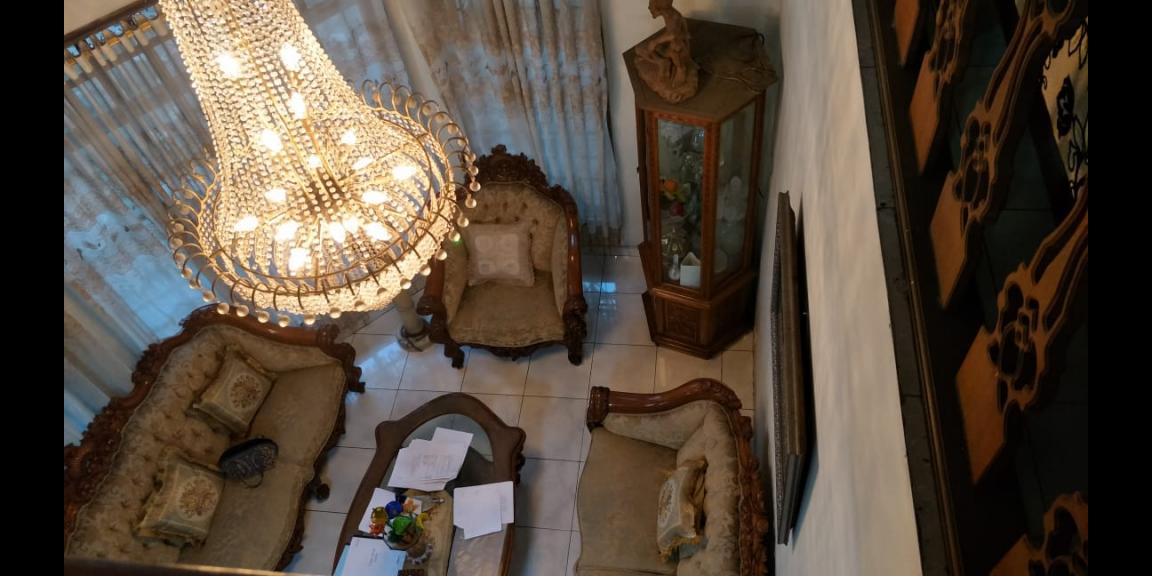 Rumah Murah Luas plus kosan di dalamnya Rumah Murah Luas plus kosan di dalamnya