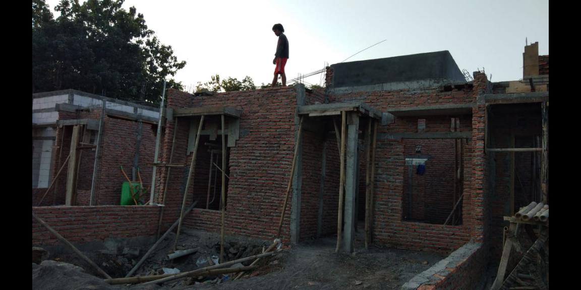 Bangun renovasi rumah lama / baru. Pasang plafond dll. Bangun renovasi rumah lama / baru. Pasang plafond dll.