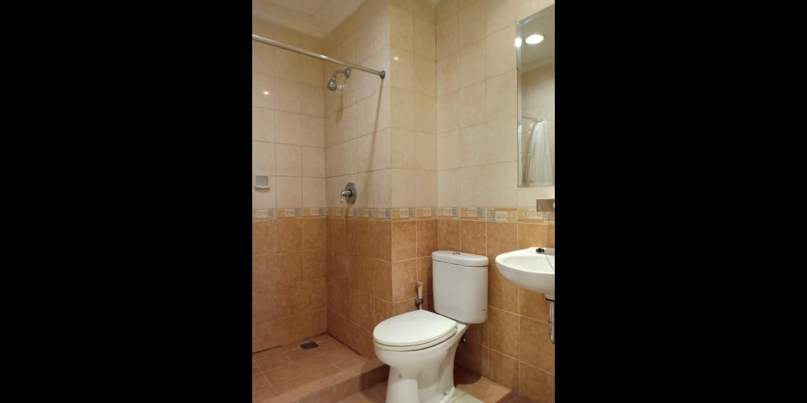 APARTEMEN RIVER VIEW KELAPA GADING SQUAREtoilet APARTEMEN RIVER VIEW KELAPA GADING SQUAREtoilet