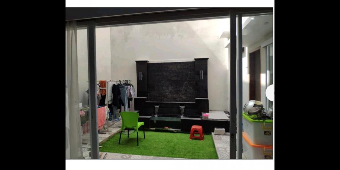 Rumah 2 tingkat baru di pakai 8 bln Rumah 2 tingkat baru di pakai 8 bln