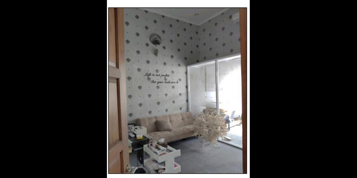 Rumah 2 tingkat baru di pakai 8 bln Rumah 2 tingkat baru di pakai 8 bln