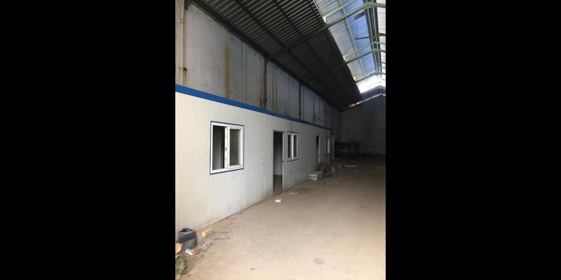 DI SEWAKAN!! 2 GUDANG LOKASI DI PERGUDANGAN KOSAMBI DADAP DI SEWAKAN!! 2 GUDANG LOKASI DI PERGUDANGAN KOSAMBI DADAP