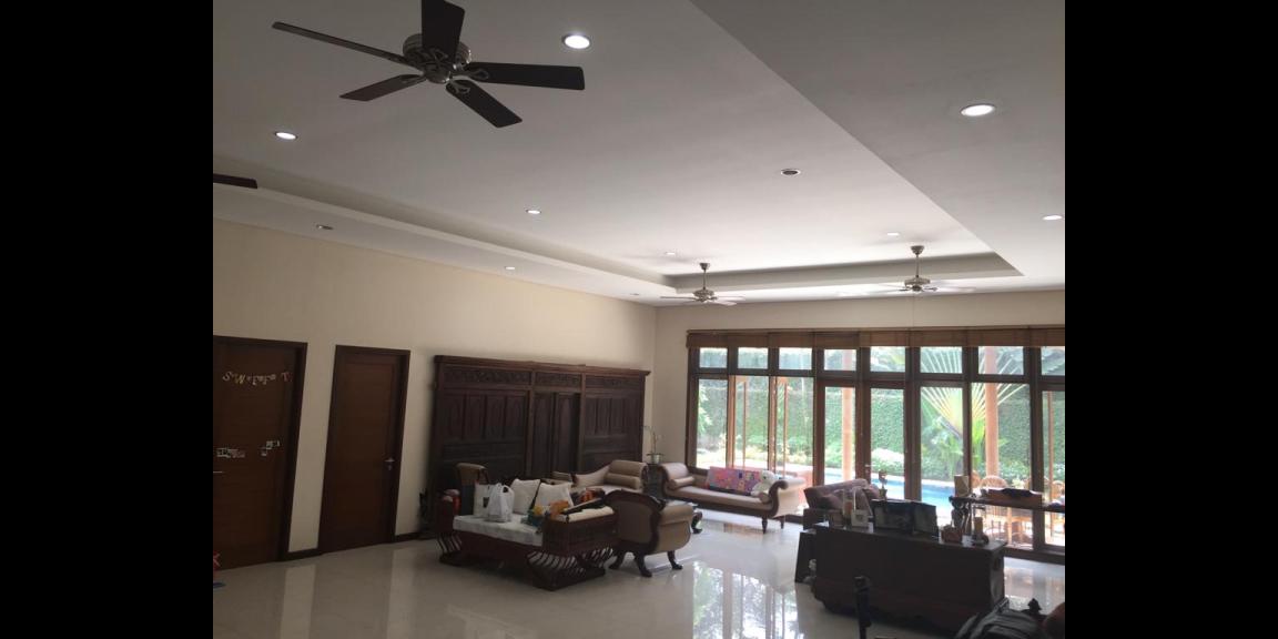 jual rumah mewah di pejaten barat ada kolam renang  jual rumah mewah di pejaten barat ada kolam renang