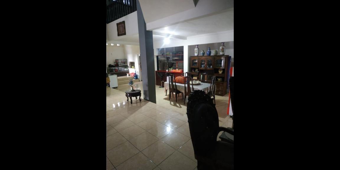 Dijual Rumah 3 lt. Istimewa Dijual Rumah 3 lt. Istimewa
