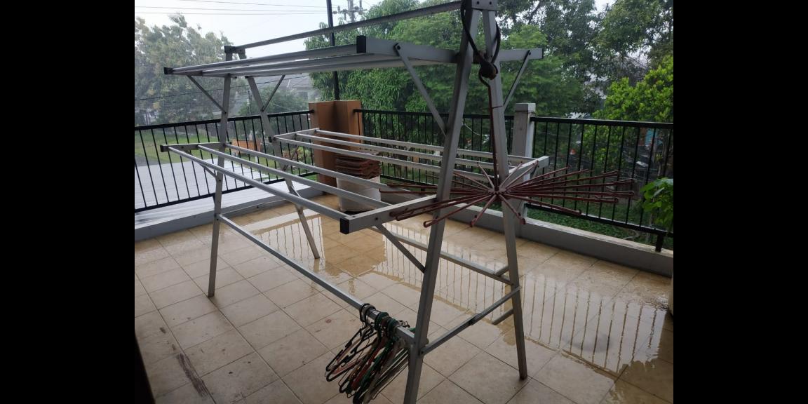 Dijual Rumah 3 lt. Istimewa Dijual Rumah 3 lt. Istimewa