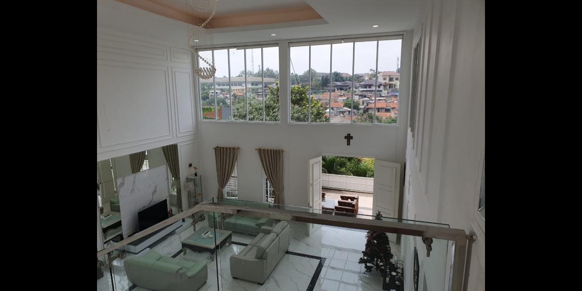 Rumah Lux Baru Mewah Terawat di Cipaku Indah - View Kota Bandung Rumah Lux Baru Mewah Terawat di Cipaku Indah - View Kota Bandung
