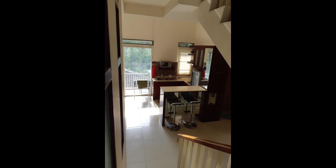 DIJUAL RUMAH DUA LANTAI RESOR DAGO PAKAR BANDUNG DIJUAL RUMAH DUA LANTAI RESOR DAGO PAKAR BANDUNG