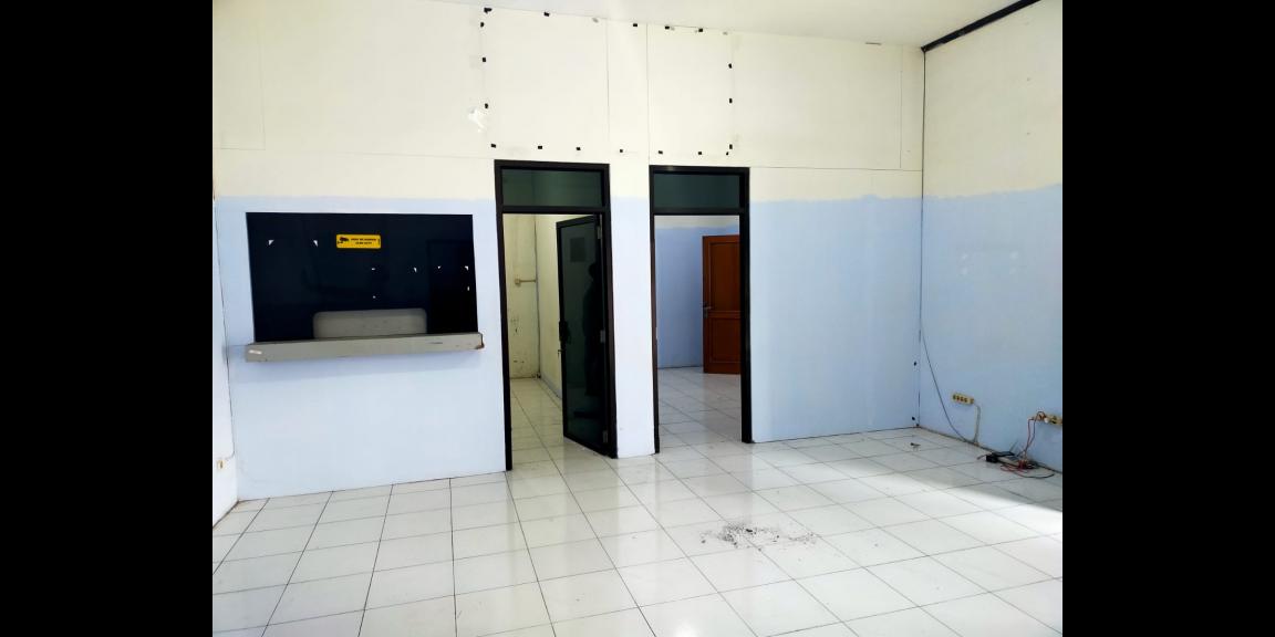 GUDANG BARU DIRENOVASI LOKASI STRATEGIS GUDANG BARU DIRENOVASI LOKASI STRATEGIS