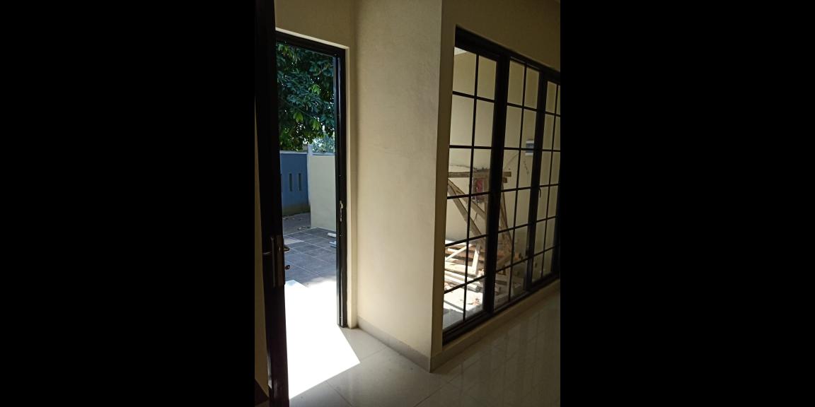 Dijual Rumah 2 lantai dekat GDC Dijual Rumah 2 lantai dekat GDC