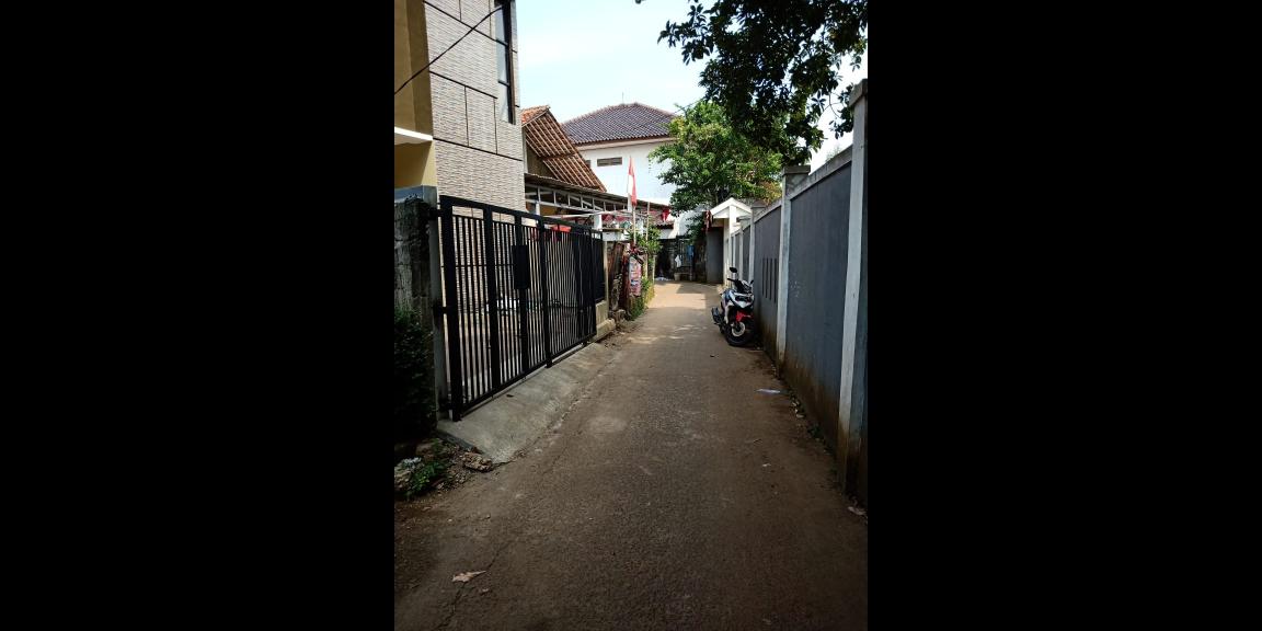Dijual Rumah 2 lantai dekat GDC Dijual Rumah 2 lantai dekat GDC