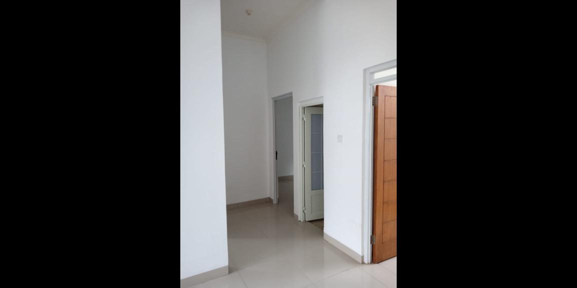 Rumah cluster 6 unit dekat Griya Depok Asri Rumah cluster 6 unit dekat Griya Depok Asri