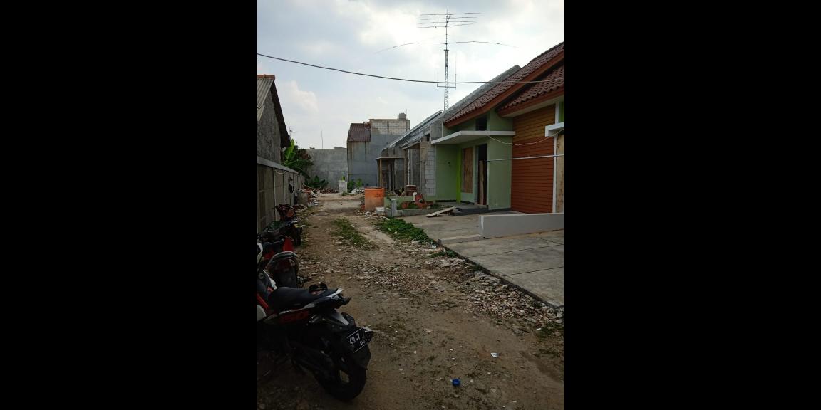 Rumah cluster 6 unit dekat Griya Depok Asri Rumah cluster 6 unit dekat Griya Depok Asri