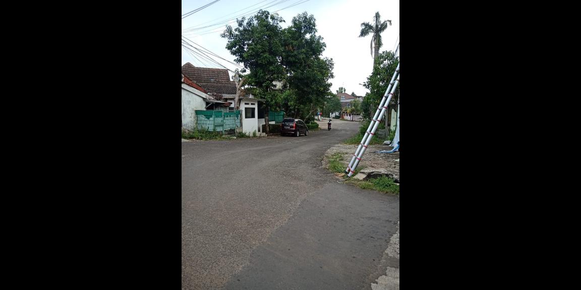 Rumah cluster 6 unit dekat Griya Depok Asri Rumah cluster 6 unit dekat Griya Depok Asri