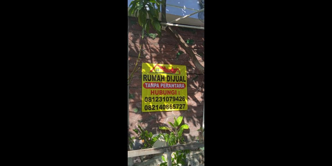 Dijual cepat rumah dengan harga murah dan lokasi strategis Kebomas Gresik Dijual cepat rumah dengan harga murah dan lokasi strategis Kebomas Gresik
