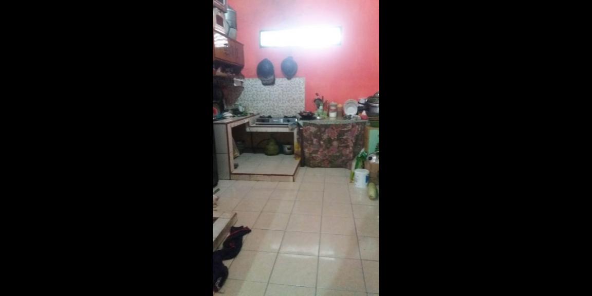 Dijual cepat rumah dengan harga murah dan lokasi strategis Kebomas Gresik Dijual cepat rumah dengan harga murah dan lokasi strategis Kebomas Gresik