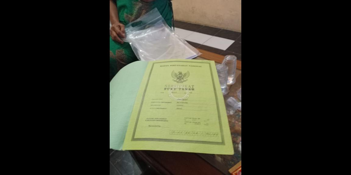 Ruko 3,5 Lantai LOKASI STRATEGIS Jakarta Pusat Ruko 3,5 Lantai LOKASI STRATEGIS Jakarta Pusat