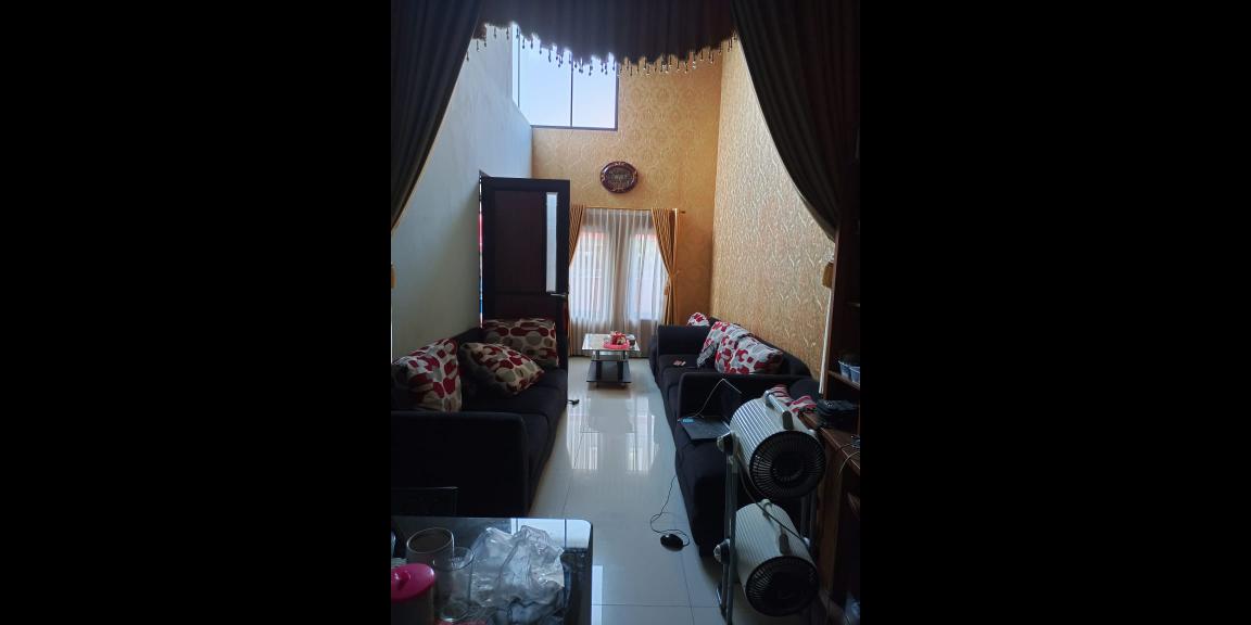 RUMAH DUA LANTAI HARGA SATU LANTAI PERUMAHAN GARDENIA Bogor RUMAH DUA LANTAI HARGA SATU LANTAI PERUMAHAN GARDENIA Bogor
