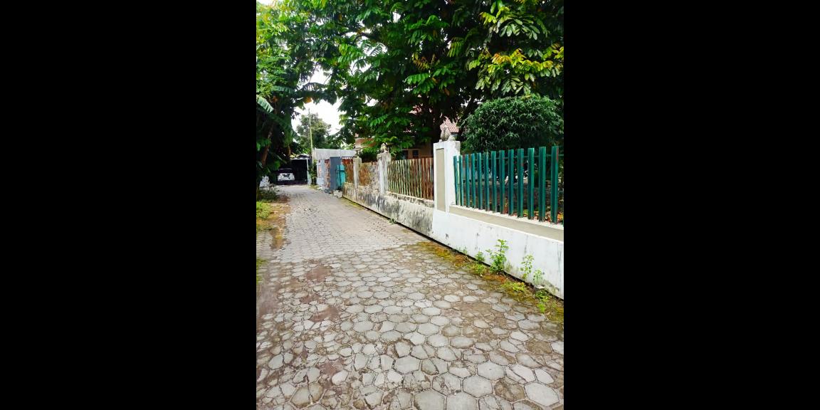Tanah Ada Bangunan di Ambarketawang Gamping Sleman Yogyakarta Tanah Ada Bangunan di Ambarketawang Gamping Sleman Yogyakarta