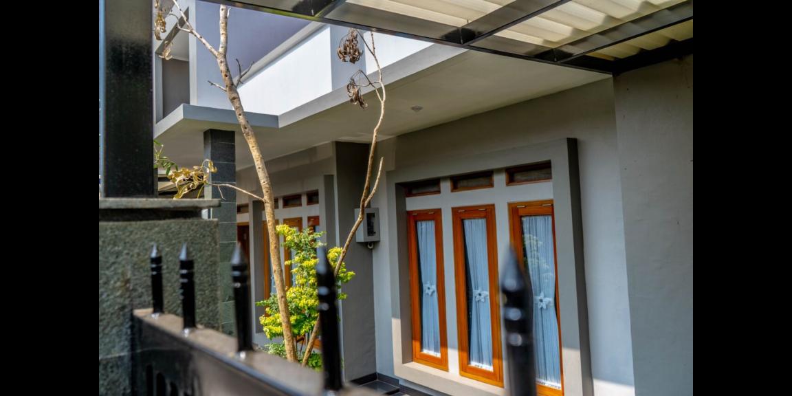 Rumah belakang setra duta bandung Rumah belakang setra duta bandung