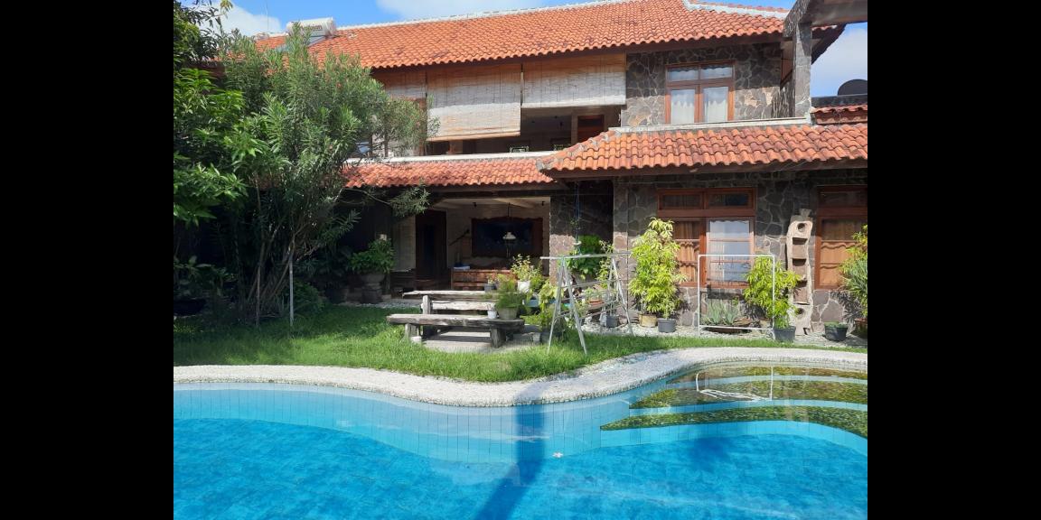 Villa Colosal Pantai Petitenget Seminyak Kuta Badung Bali Villa Colosal Pantai Petitenget Seminyak Kuta Badung Bali