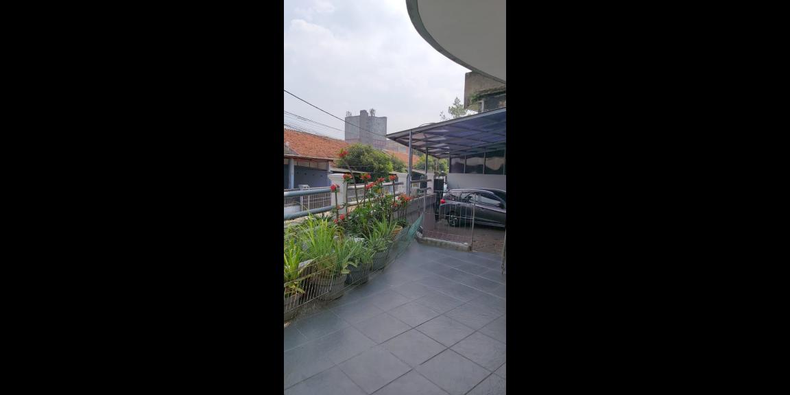 Rumah di sayap Pasteur dekat tol Rumah di sayap Pasteur dekat tol